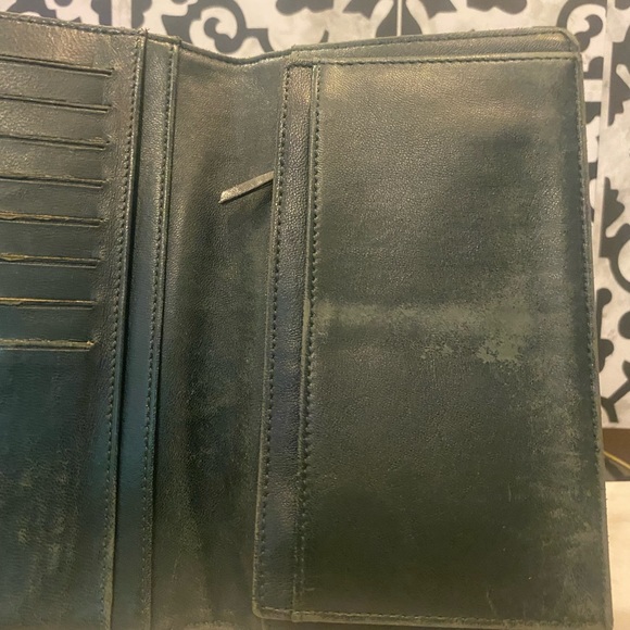 GUC Chanel Camellia bifold wallet green - Picture 6 of 12